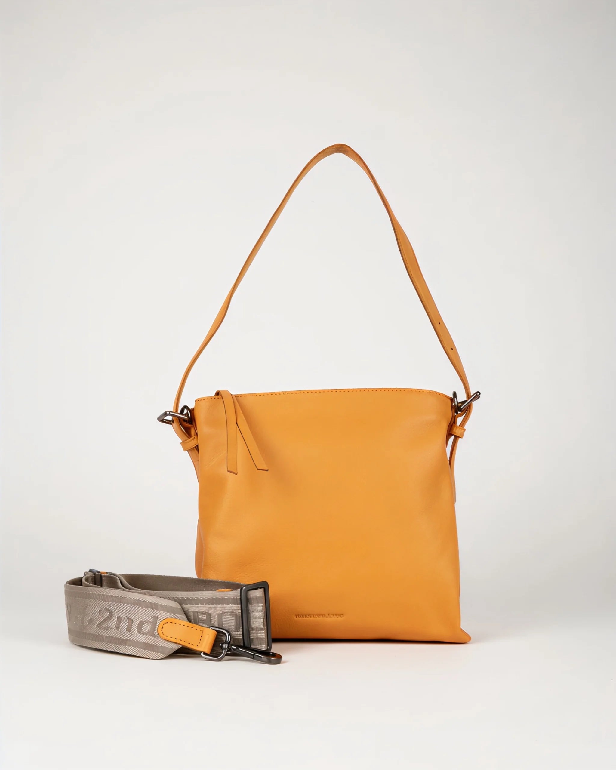 harbour-2nd-bernadette-beuteltasche-arctic-leder-chromfrei image 3