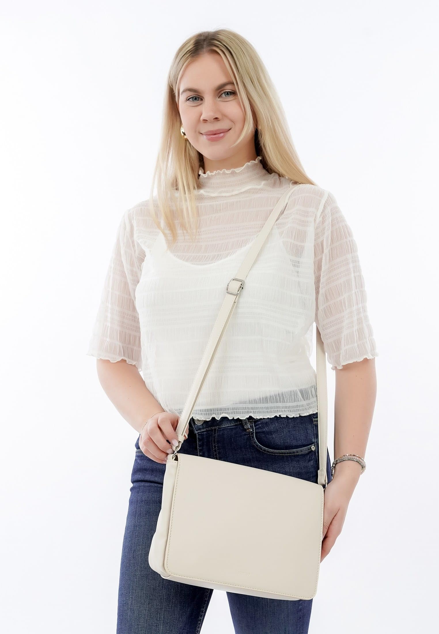emily-noah-hyeres-rue-09-1325-umh-ngetasche-uni-vegan image 3