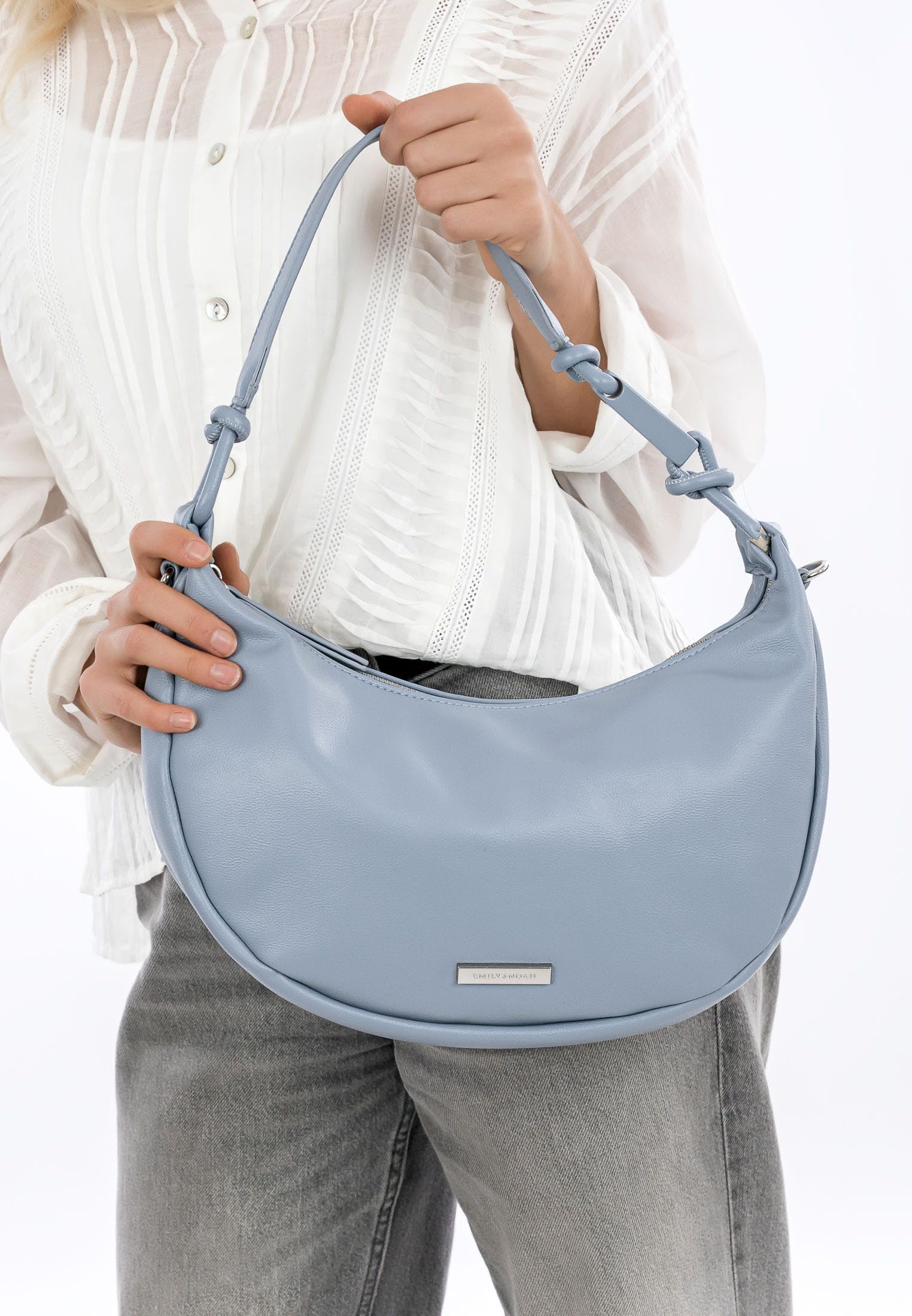 emily-noah-ernestine-erika-65011-beutel-crystal-blue image 3