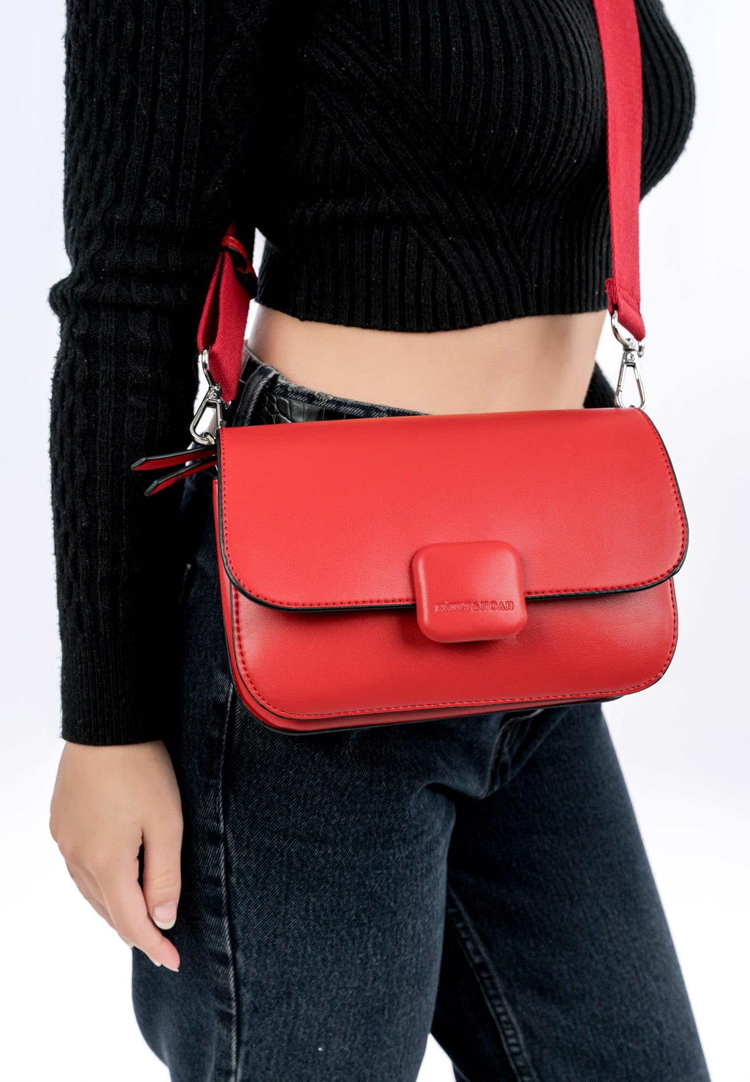 emily-noah-elisa-64902-umh-ngetasche-rot-uni image 4