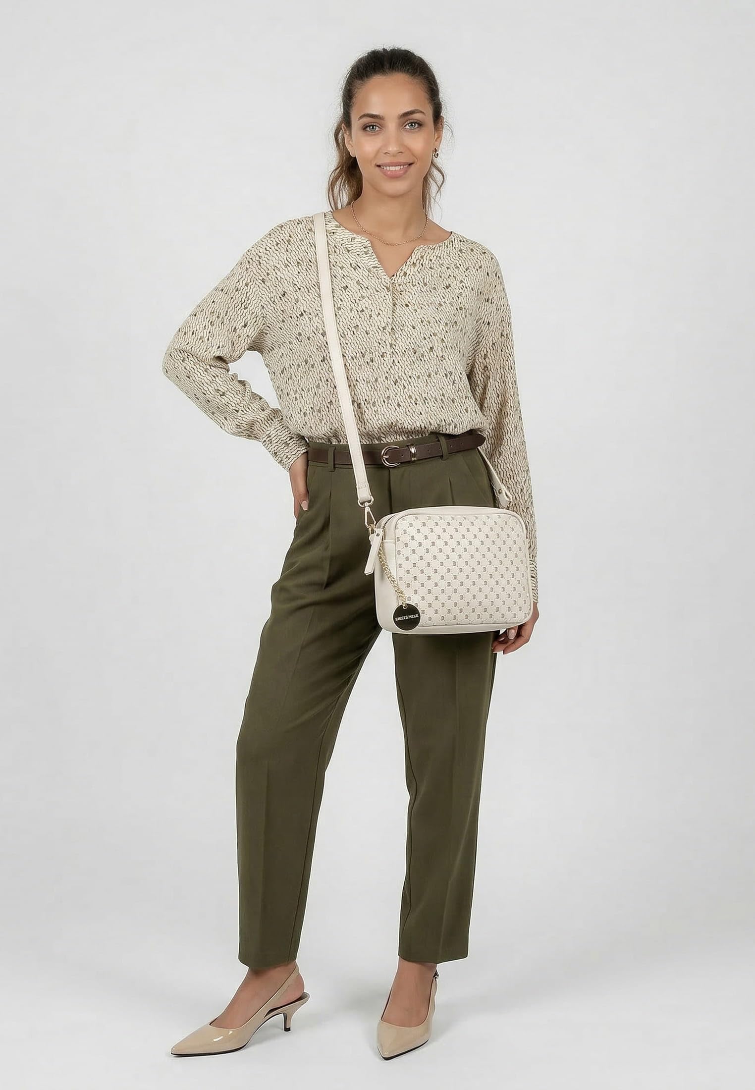 emily-noah-josefin-65530-umh-ngetasche-beige-geflochten image 2