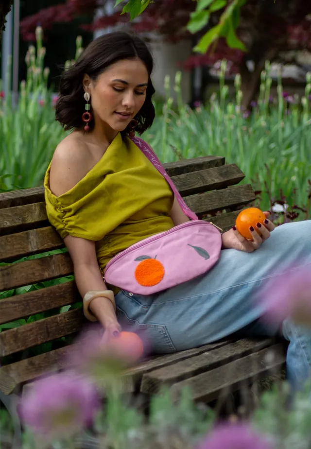 fritzi-aus-preu-en-bum-bag-limited-oranges-bauchtasche-vegan image 1