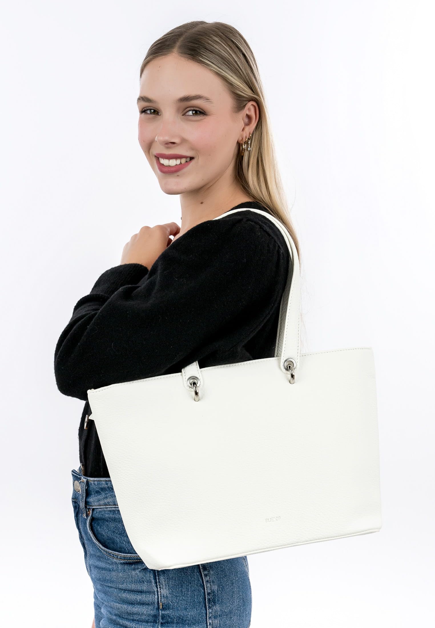 emily-noah-drancy-rue-09-1530-shopper-white-uni image 3