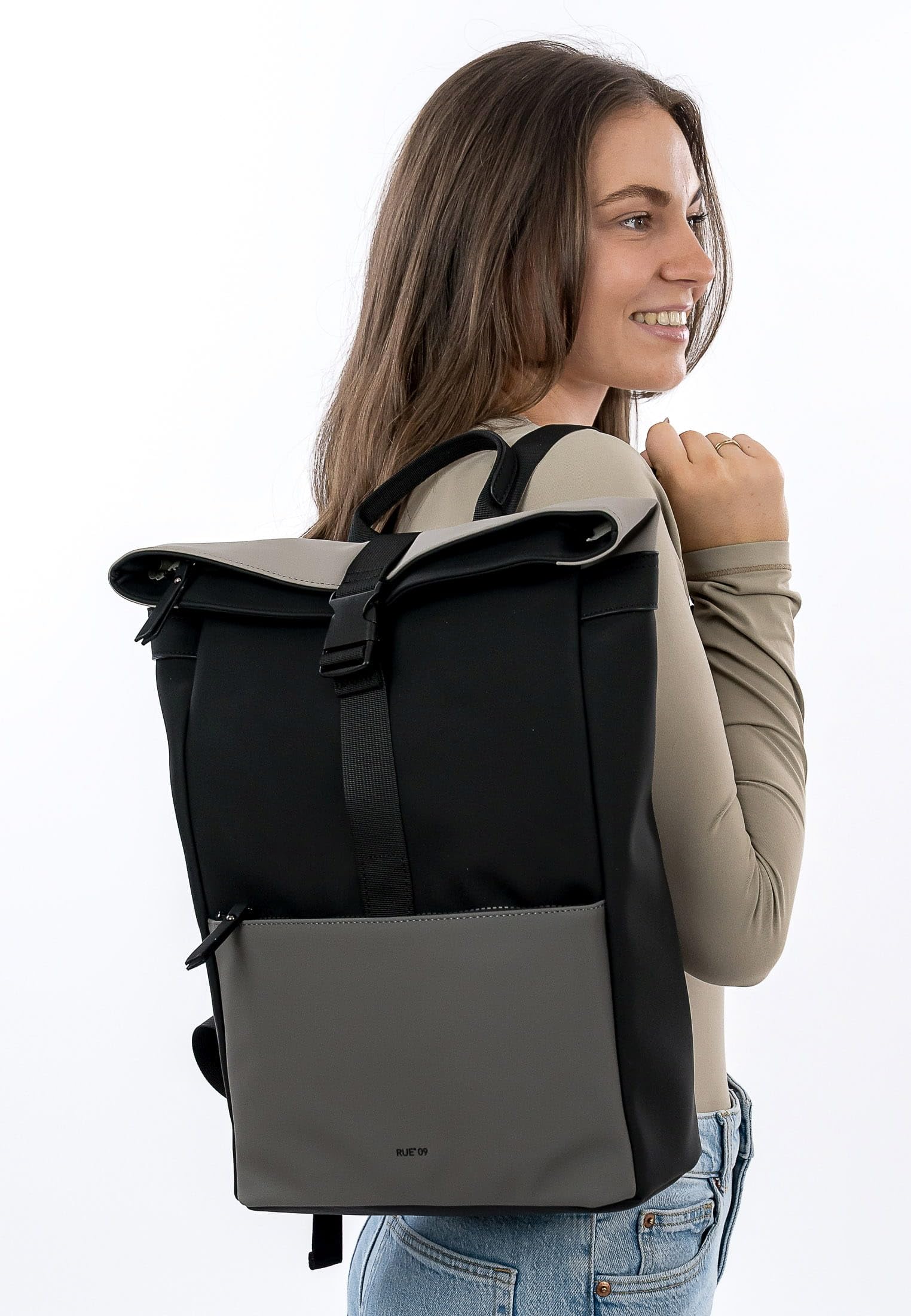 emily-noah-pessac-rue-09-1630-rucksack-black-kombi image 3