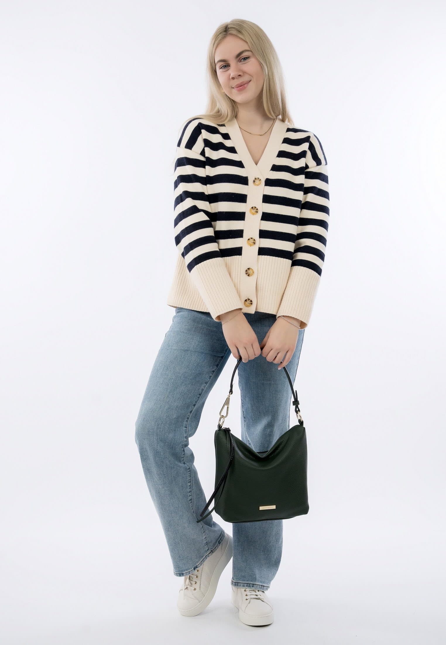 emily-noah-domenica-daniela-64664-beutel-darkforest-uni-damen image 2