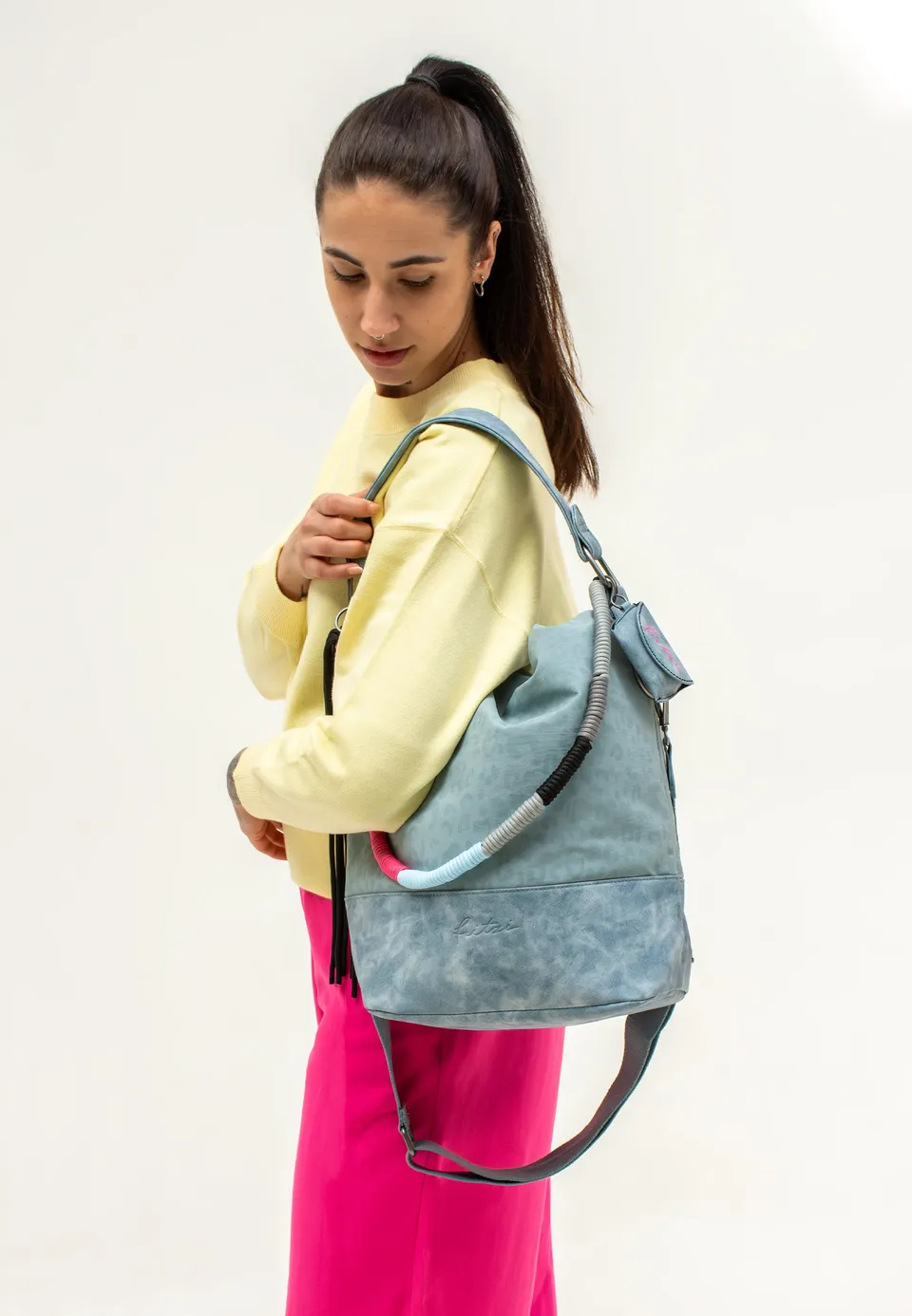 fritzi-aus-preu-en-olga-limited-leo-rainbow-hobo-leo-soft-blue-nylon image 1