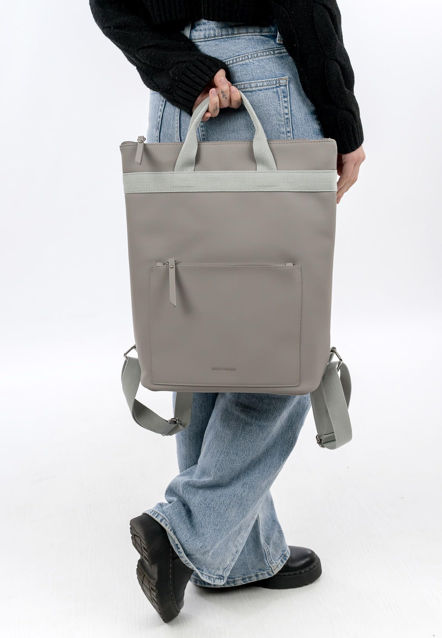 emily-noah-elli-65212-rucksack-taupe-mit-laptopfach image 4
