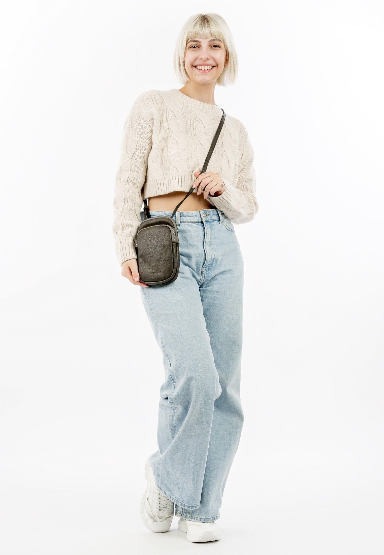 emily-noah-emma-62485-handyetui-grey-mit-reissverschluss image 2