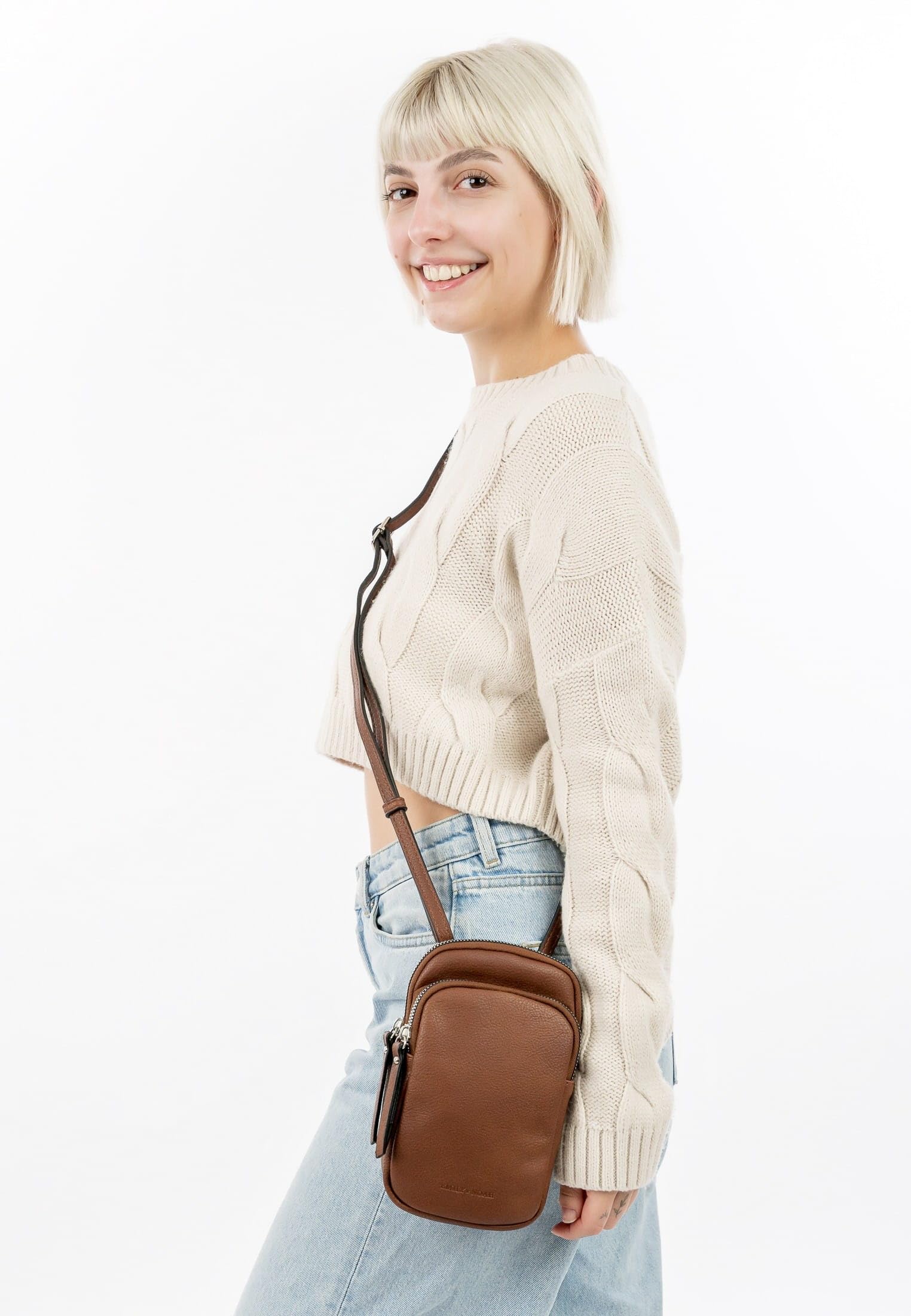 emily-noah-emma-62485-handyetui-cognac-crossbody image 3