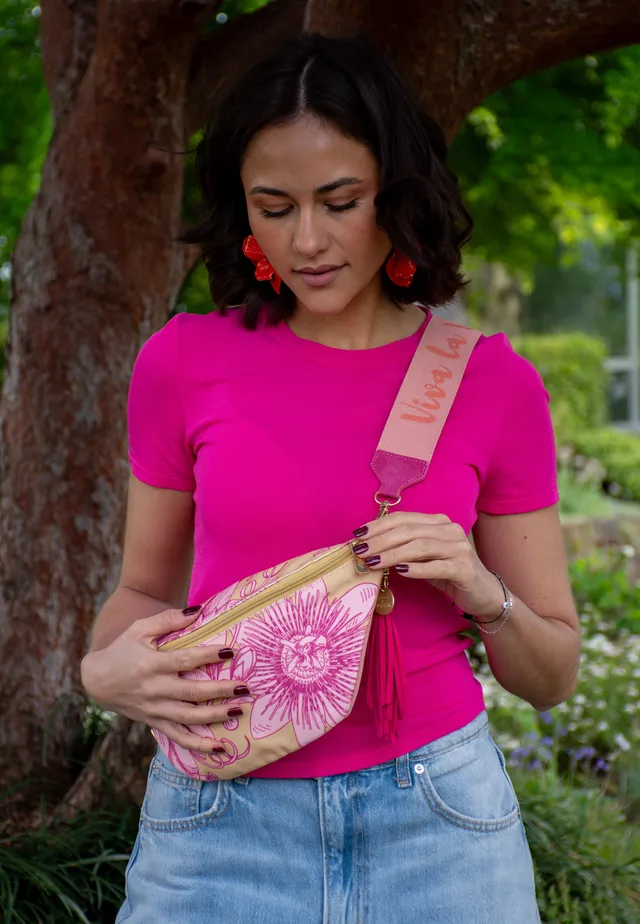fritzi-aus-preu-en-bum-bag-limited-bloom-crossbody-canvas image 1