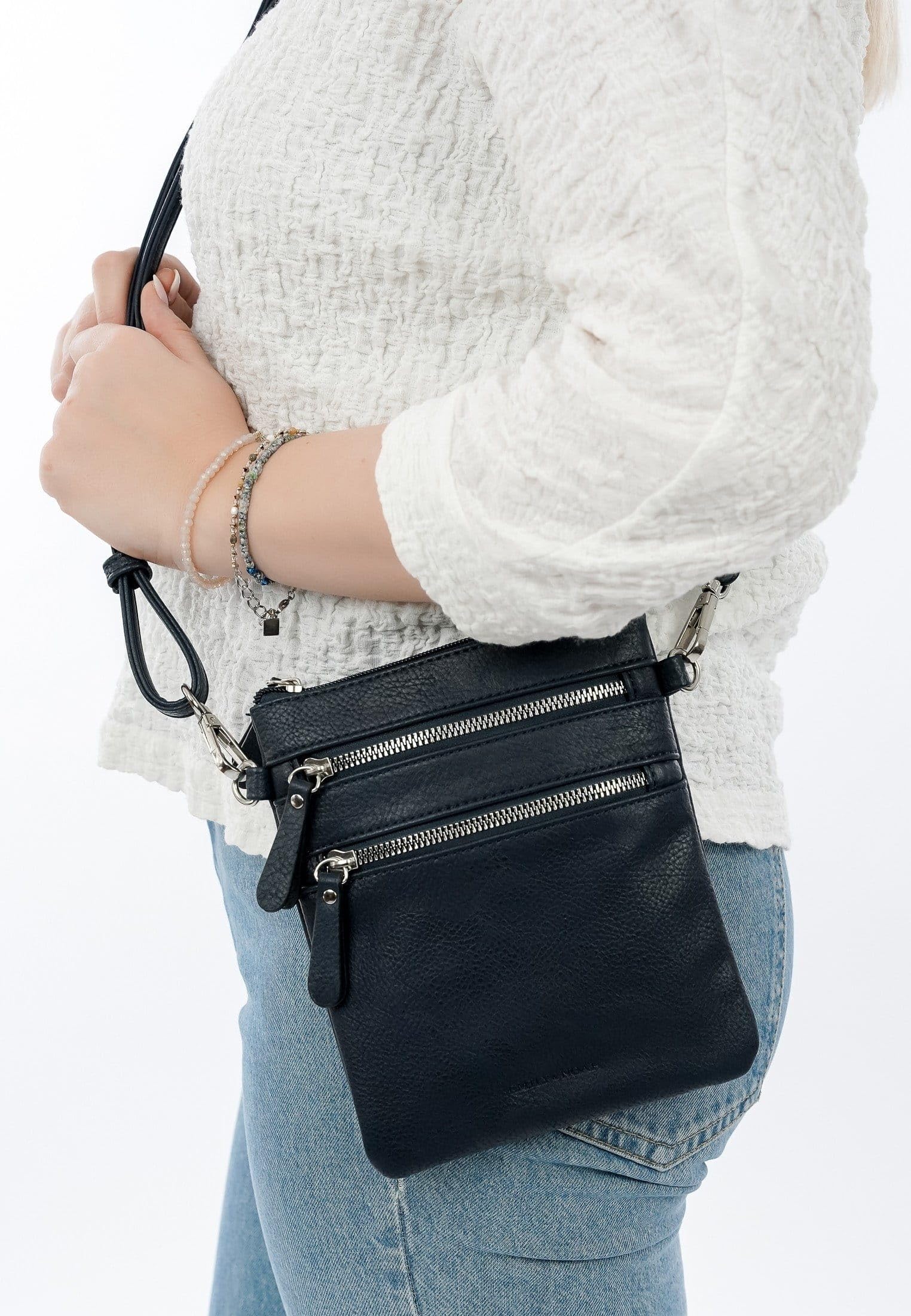 emily-noah-emma-60392-umh-ngetasche-blau-kunstleder-vegan image 3