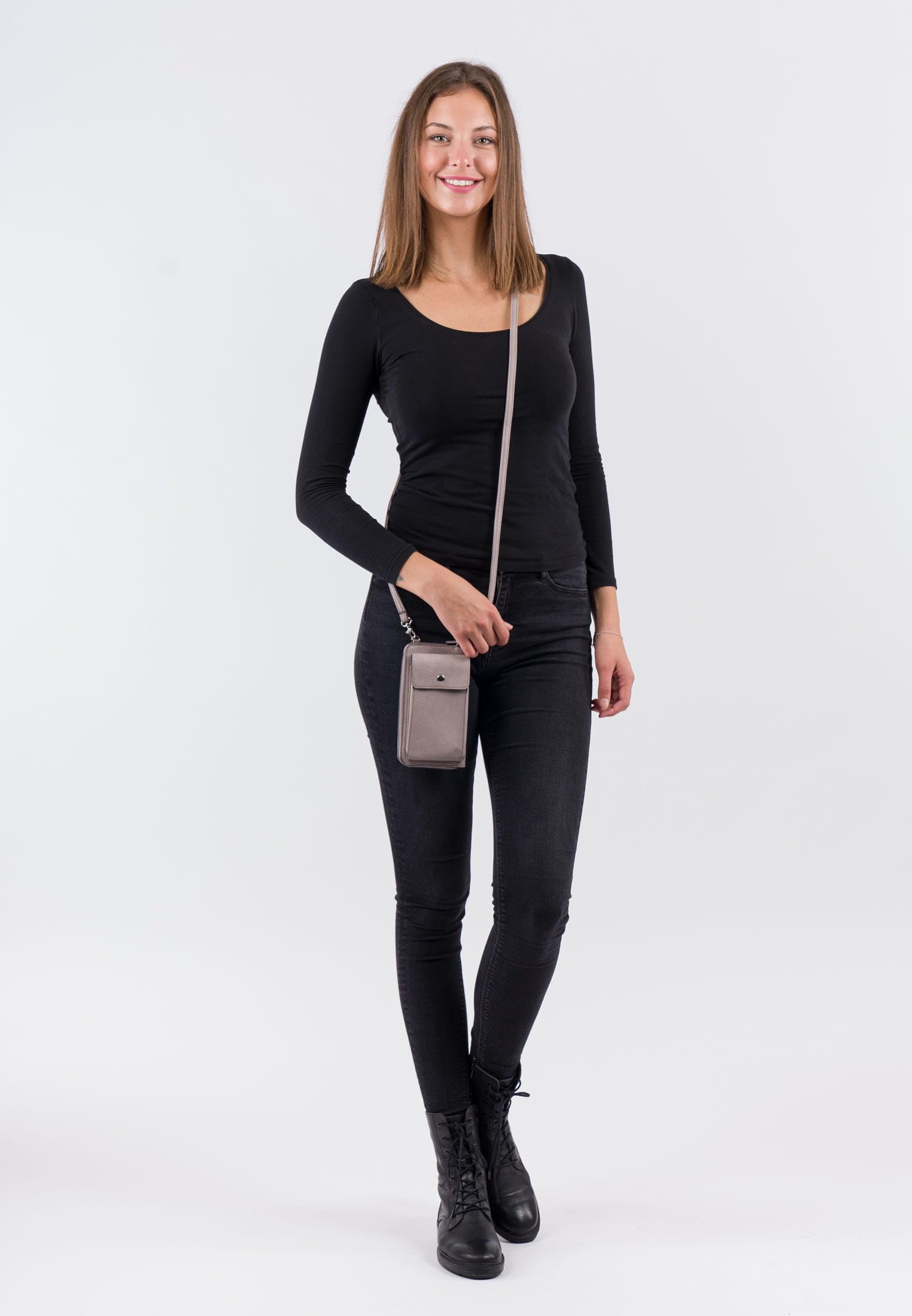 emily-noah-emma-62483-handyetui-uni-mit-kartenf-chern image 2