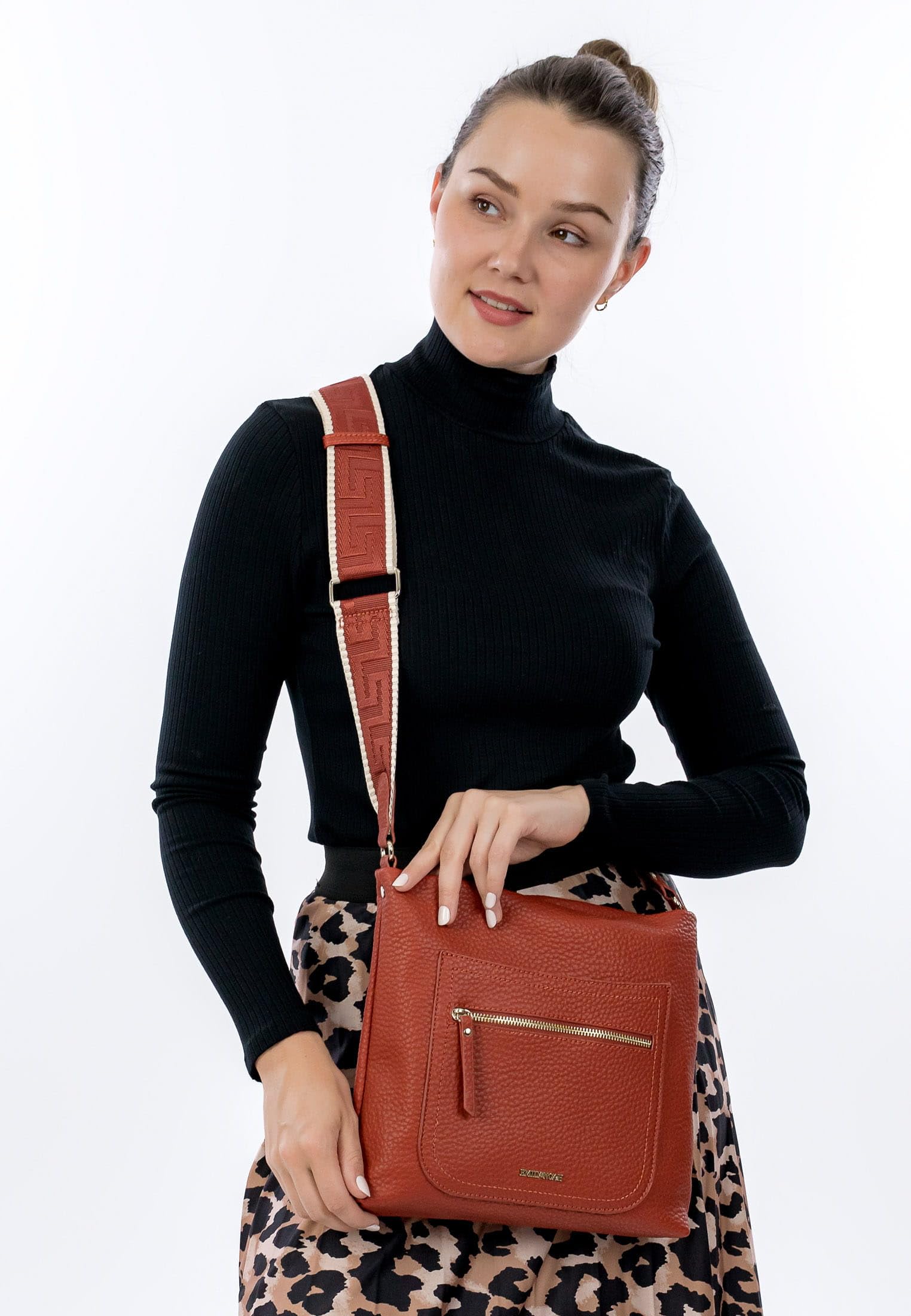 emily-noah-heidi-65361-umh-ngetasche-uni-leder-optik image 3
