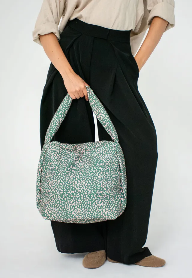 fritzi-aus-preu-en-tonnje-hobo-shopper-black-nylon-vegan image 1