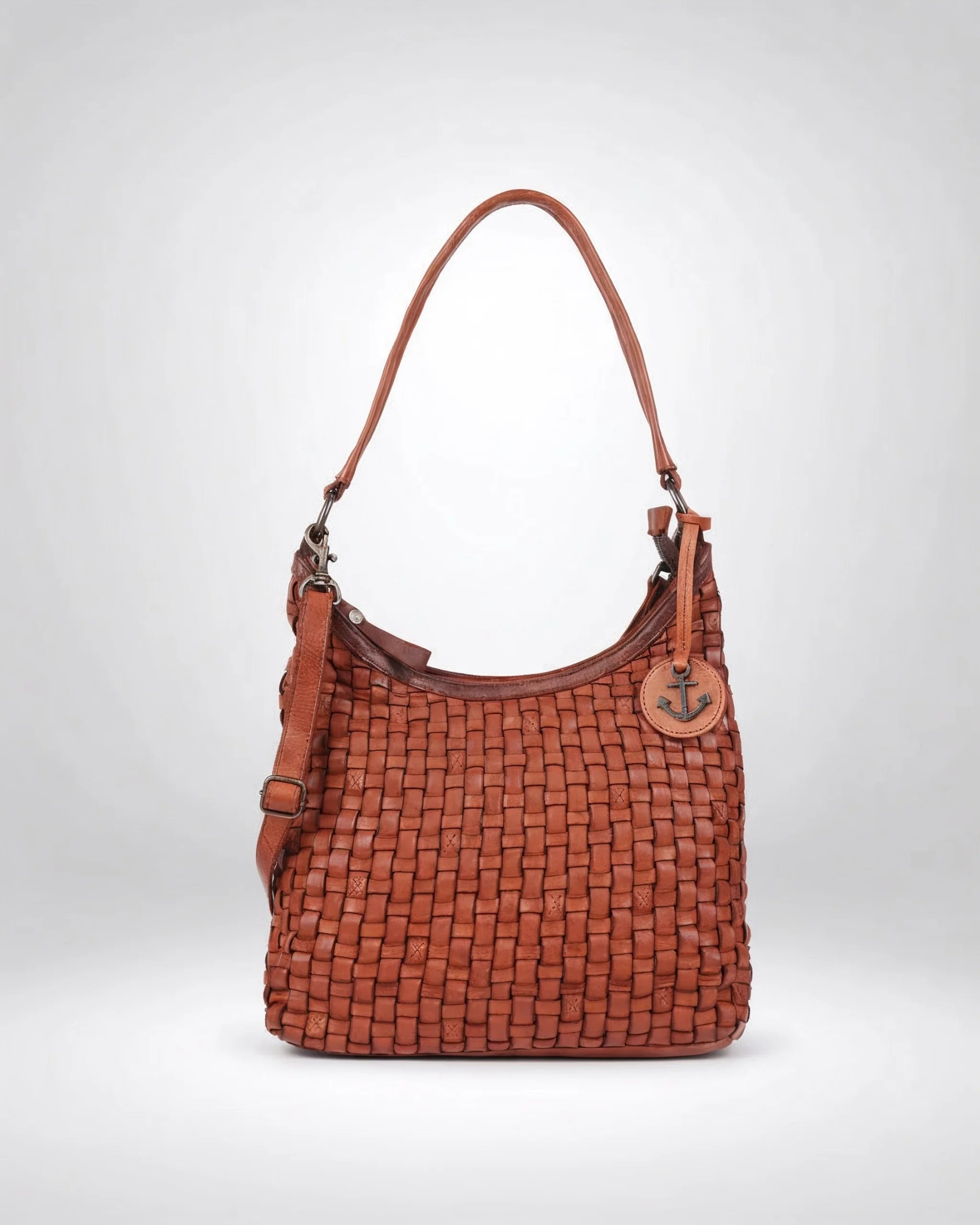 harbour-2nd-urbanpoets-tuula-up-handtasche-cognac-geflochten image 1