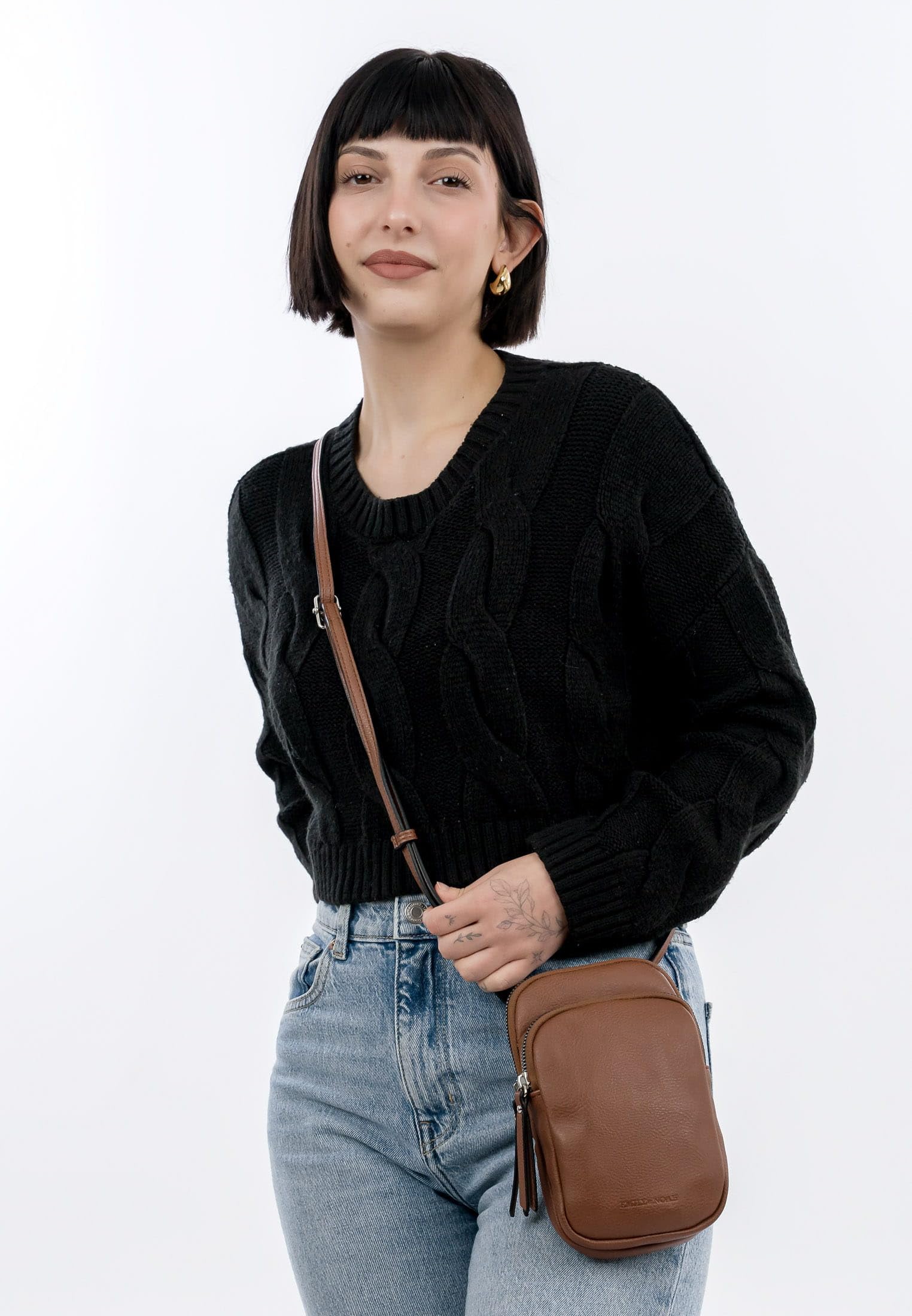 emily-noah-emma-62485-handyetui-brandy-mit-riemen image 4