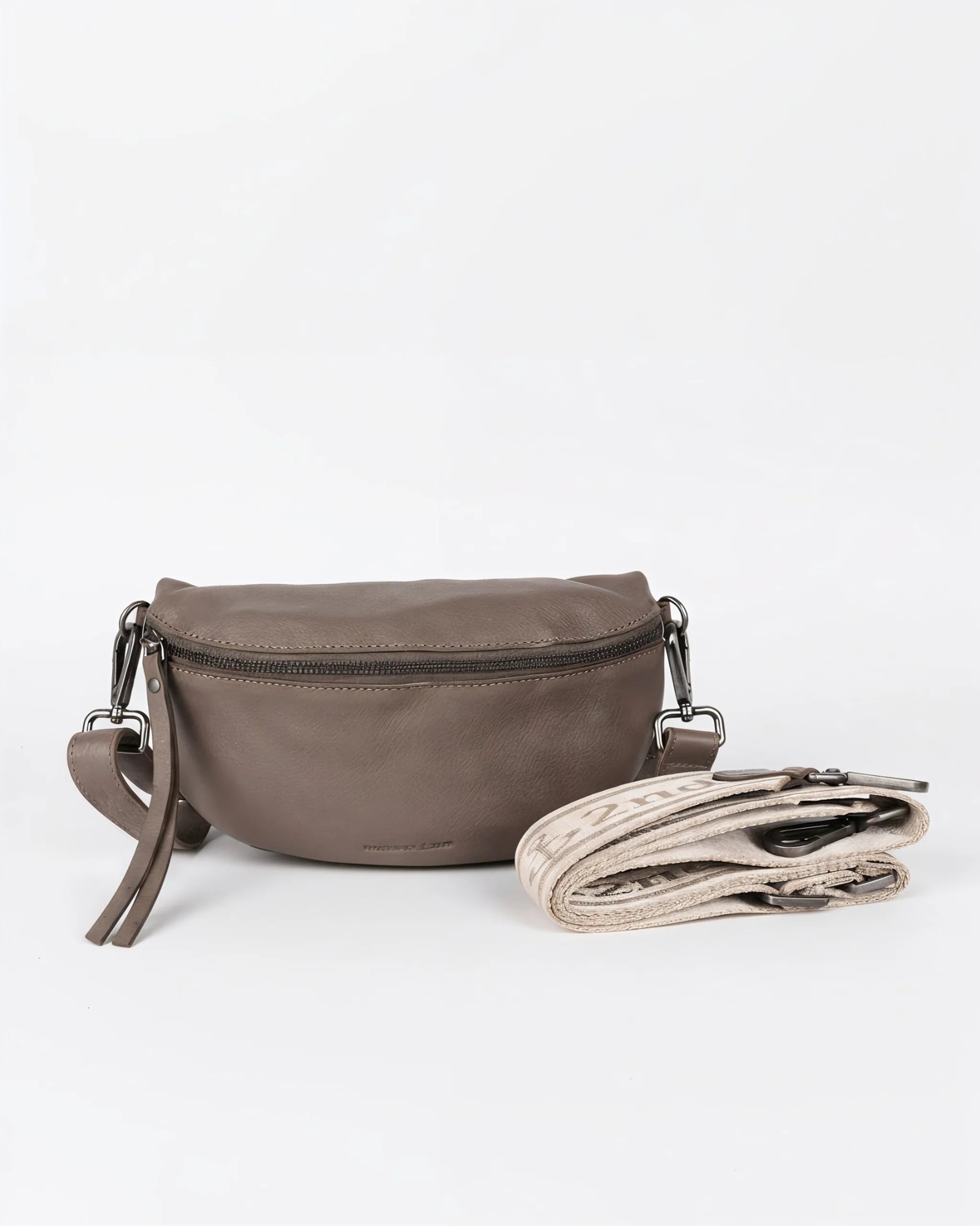 harbour-2nd-anchorlove-paulette-bodybag-arctic-leder image 8