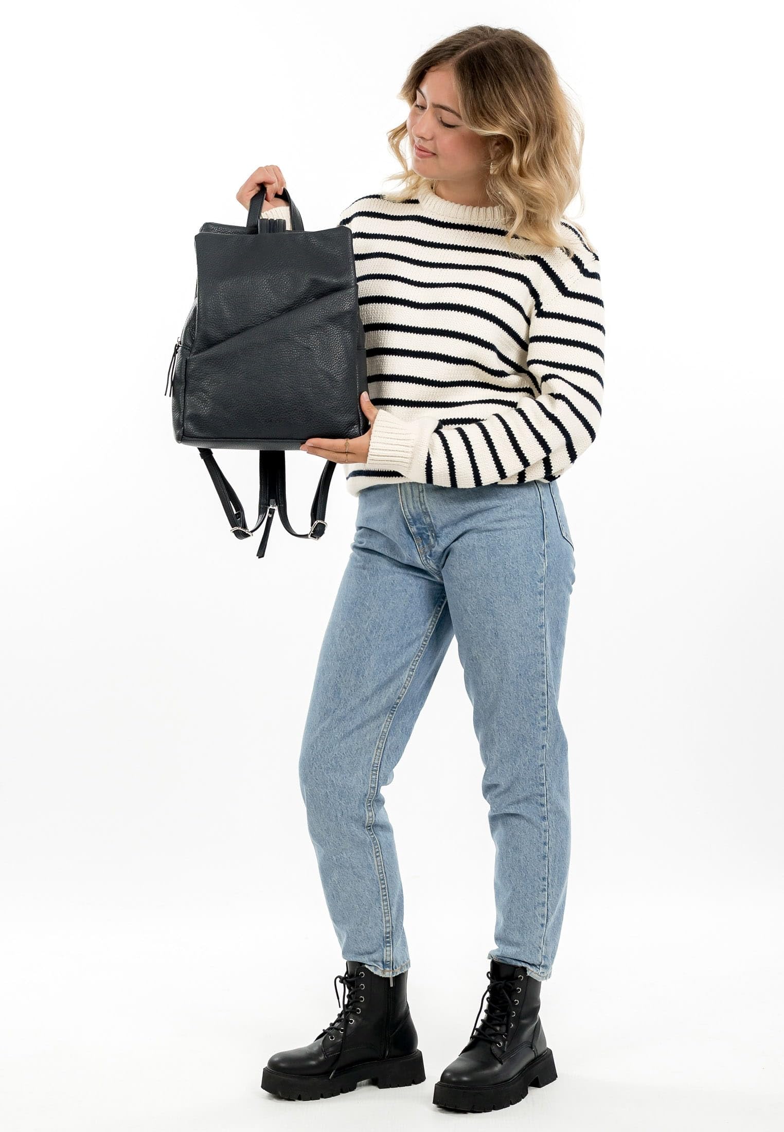 emily-noah-tours-rue-09-1612-rucksack-blau-kunstleder image 2