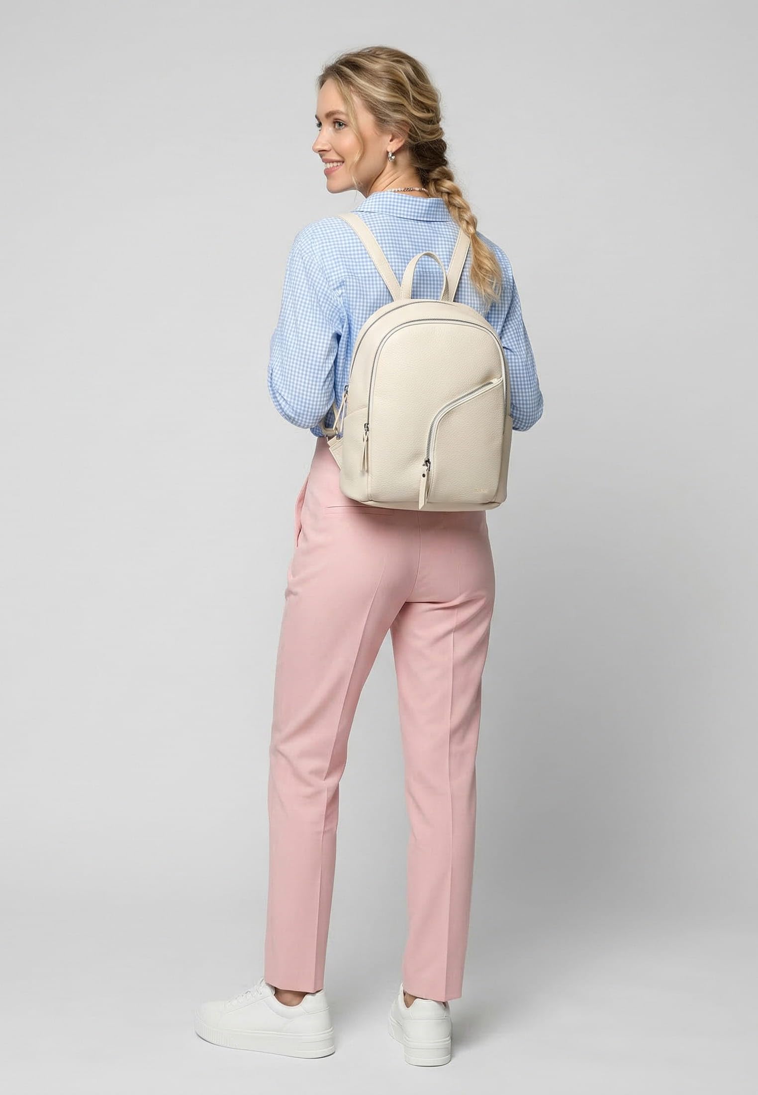 emily-noah-tours-rue-09-1750-rucksack-ceramics-vegan image 2