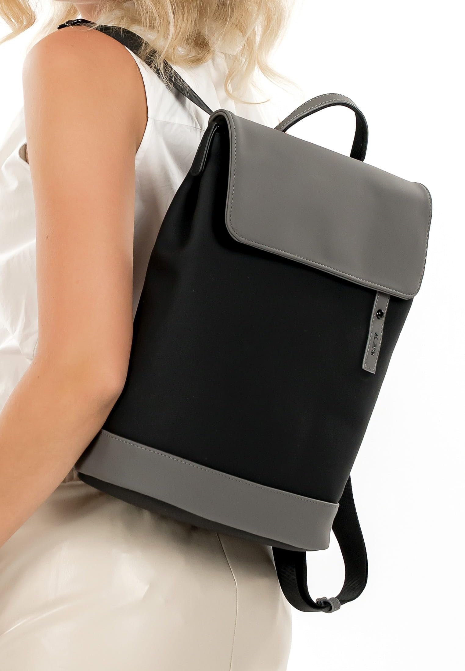 emily-noah-le-havre-rue-09-1640-rucksack-black-kombi-vegan image 4