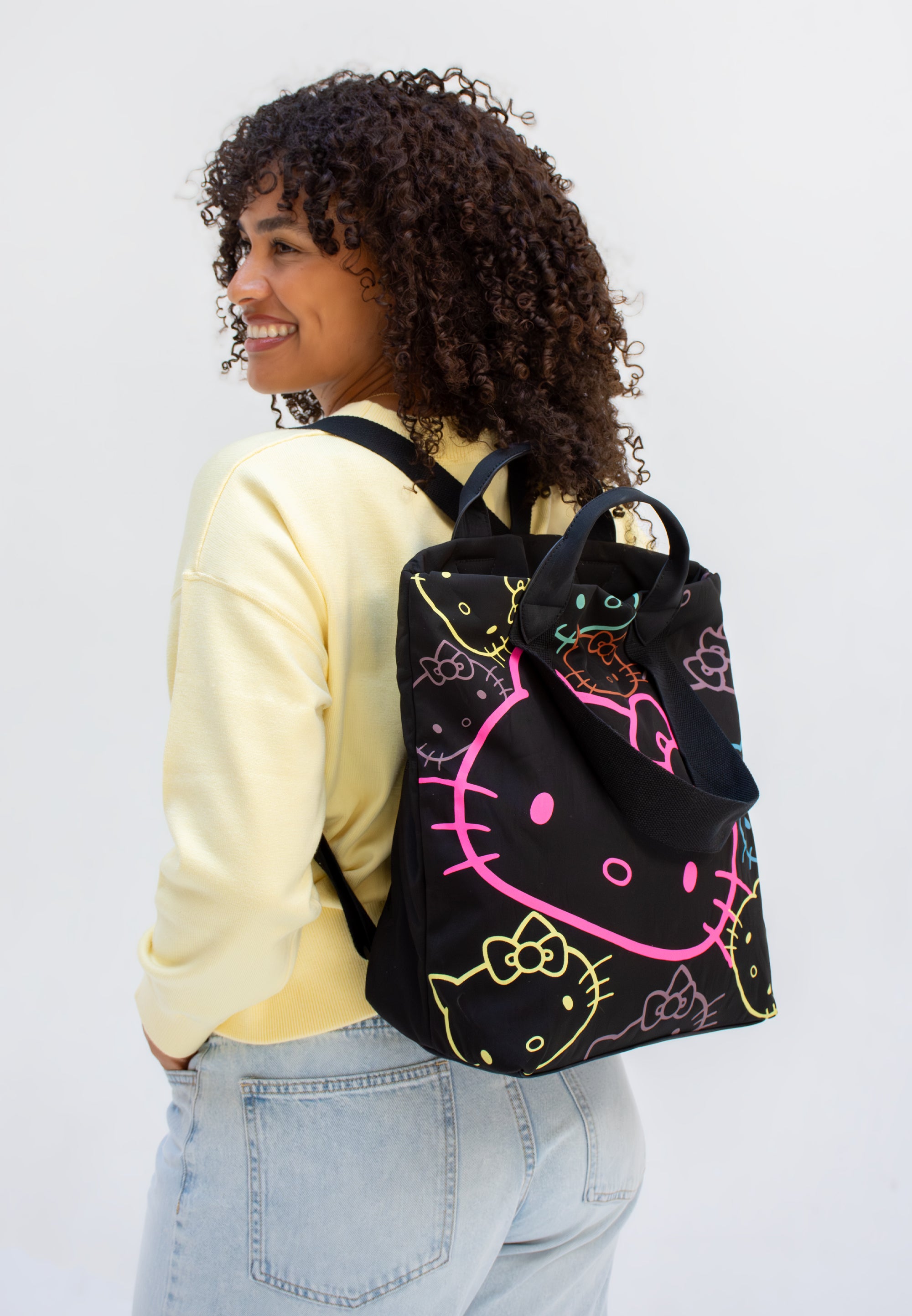 fritzi-aus-preu-en-ju-hello-kitty-rucksack-black-cat-nylon image 1