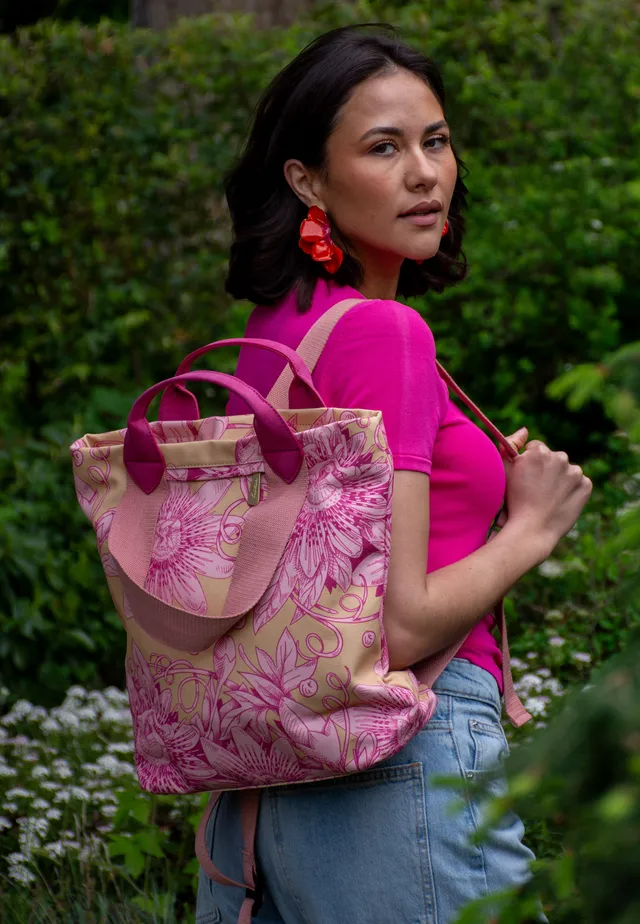 fritzi-aus-preu-en-ju-limited-bloom-rucksack-sunny-canvas image 1