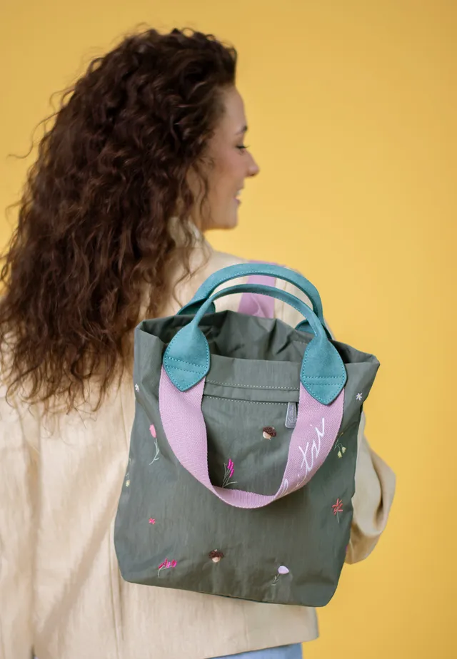 fritzi-aus-preu-en-ju-small-limited-embro-bloom-rucksack-stony image 1