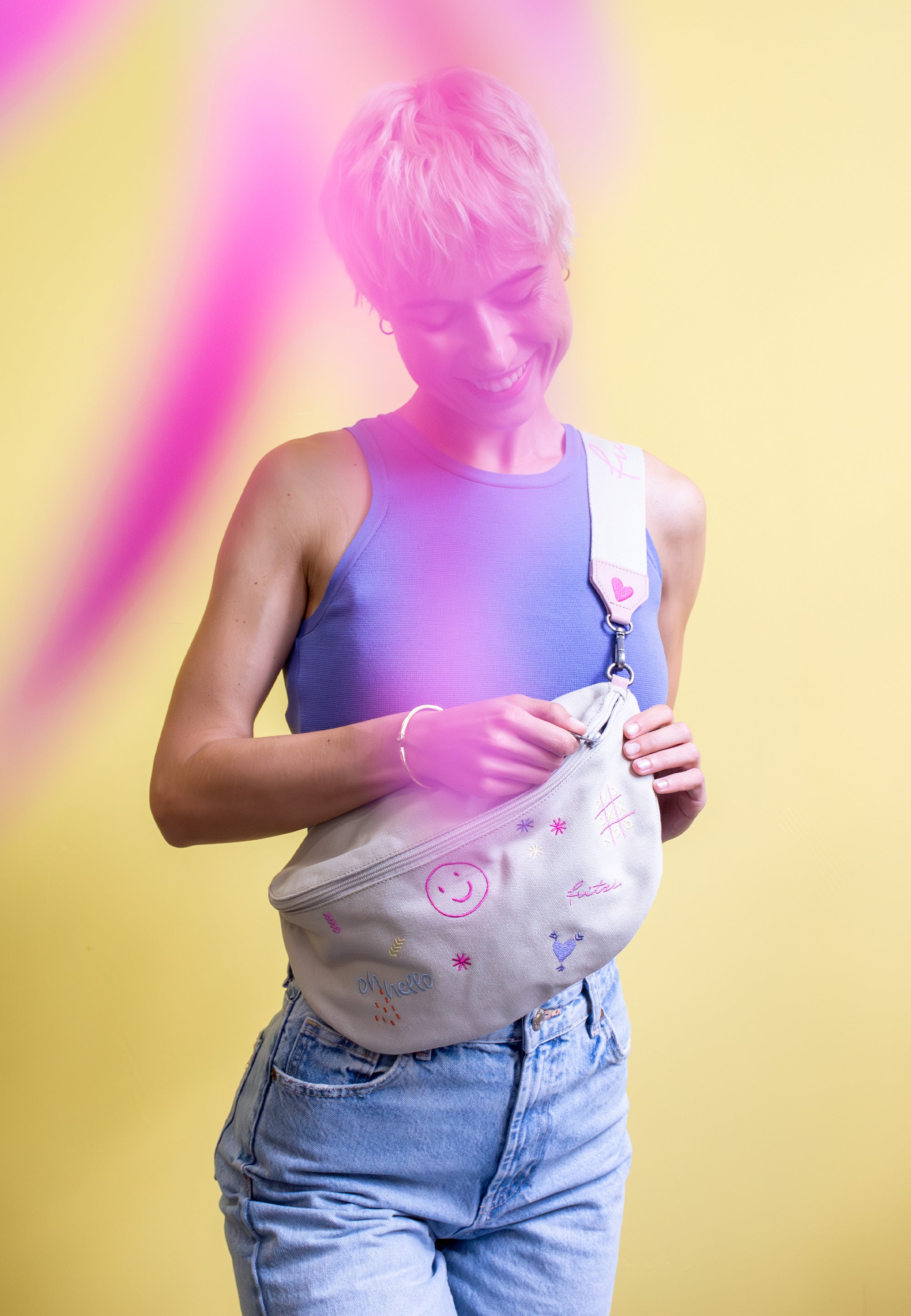 fritzi-aus-preu-en-bum-bag-big-embro-fun-bauchtasche-bestickt image 8