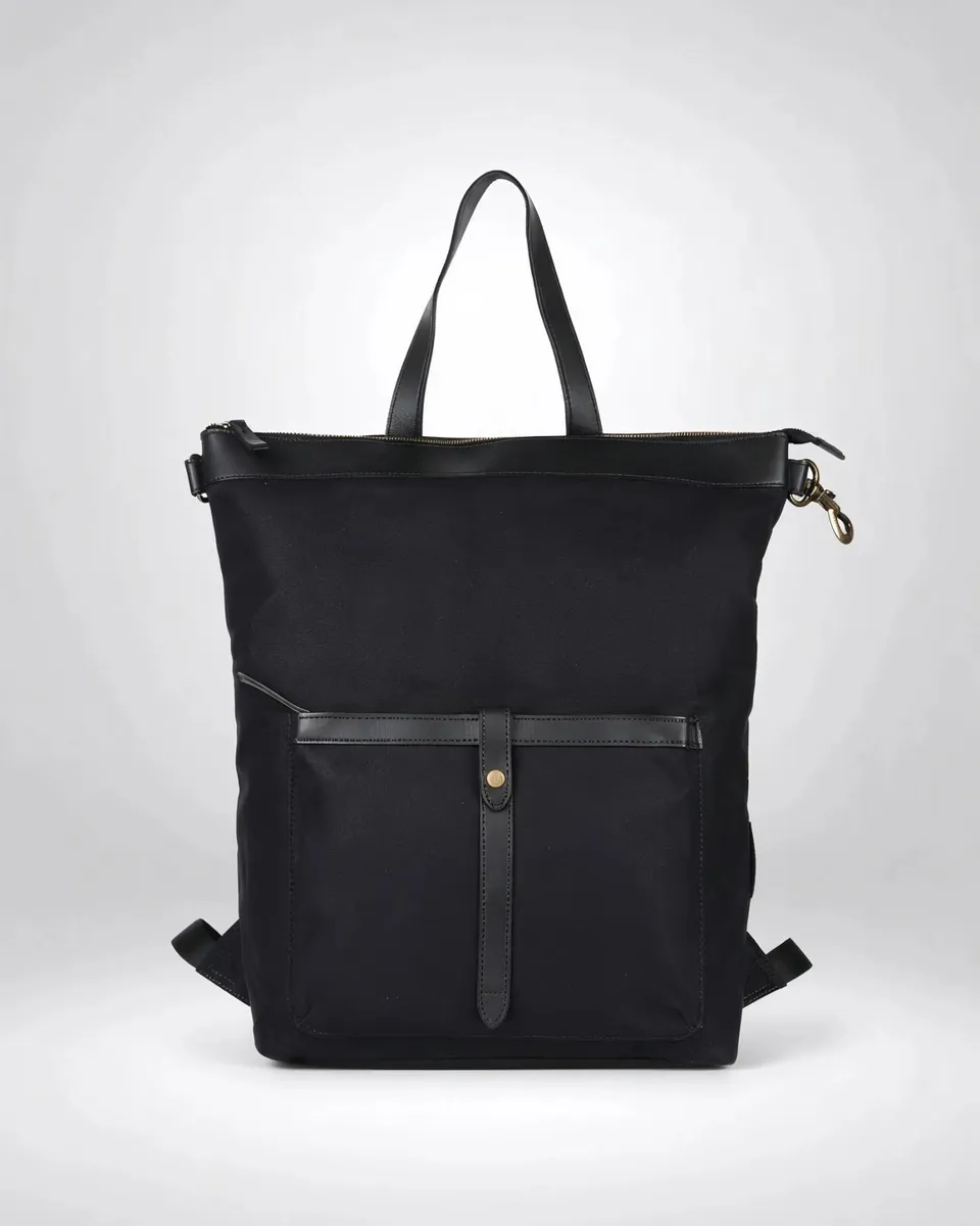 harbour-2nd-citycanvas-hugo-rucksack-black-laptopfach image 1