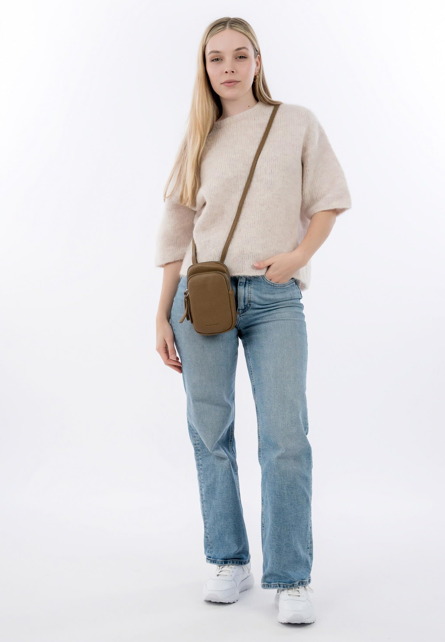 emily-noah-emma-62485-handyetui-darkmud-uni-damen image 2