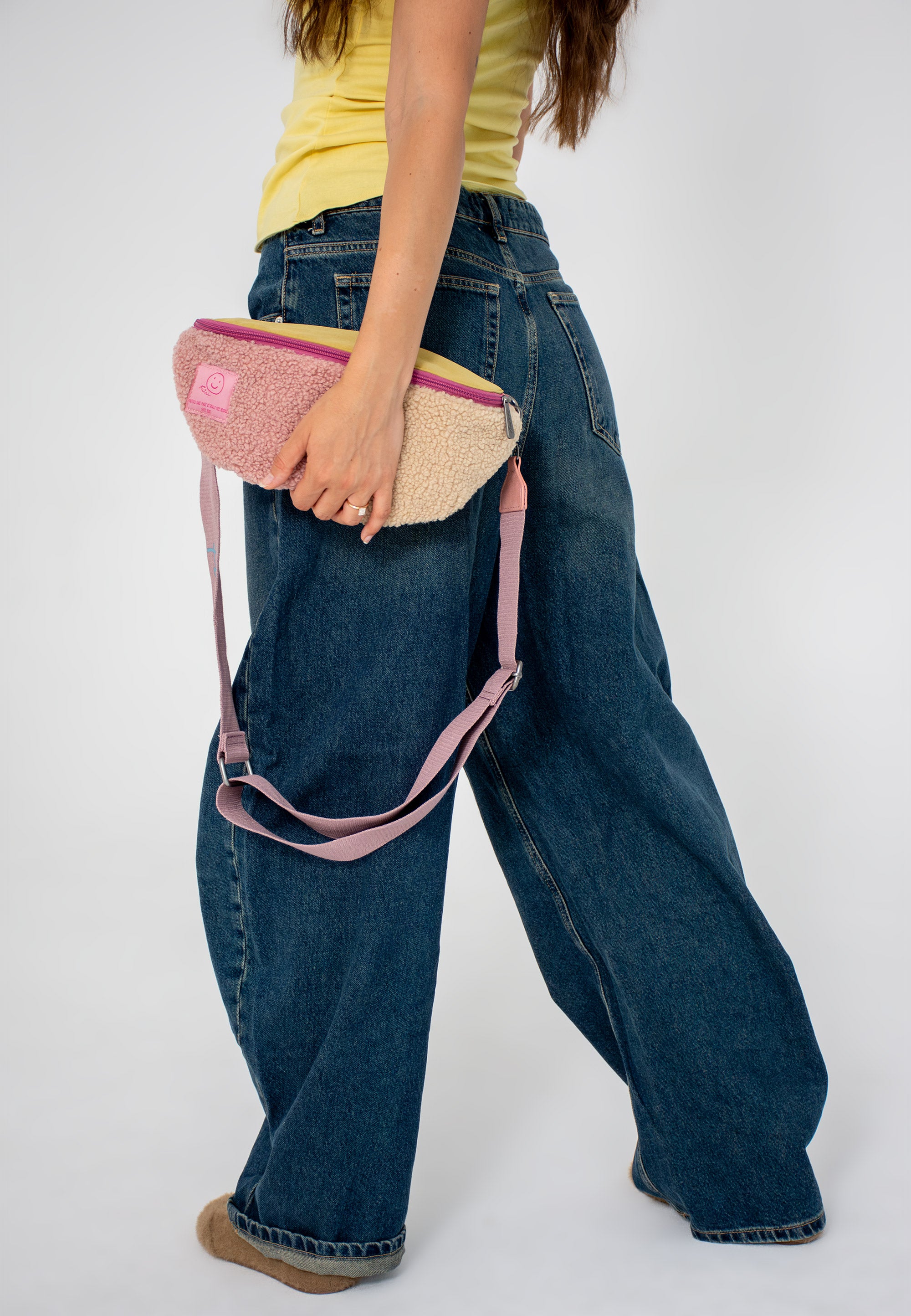 fritzi-aus-preu-en-bum-bag-medium-bauchtasche-teddy-multi-vegan image 1