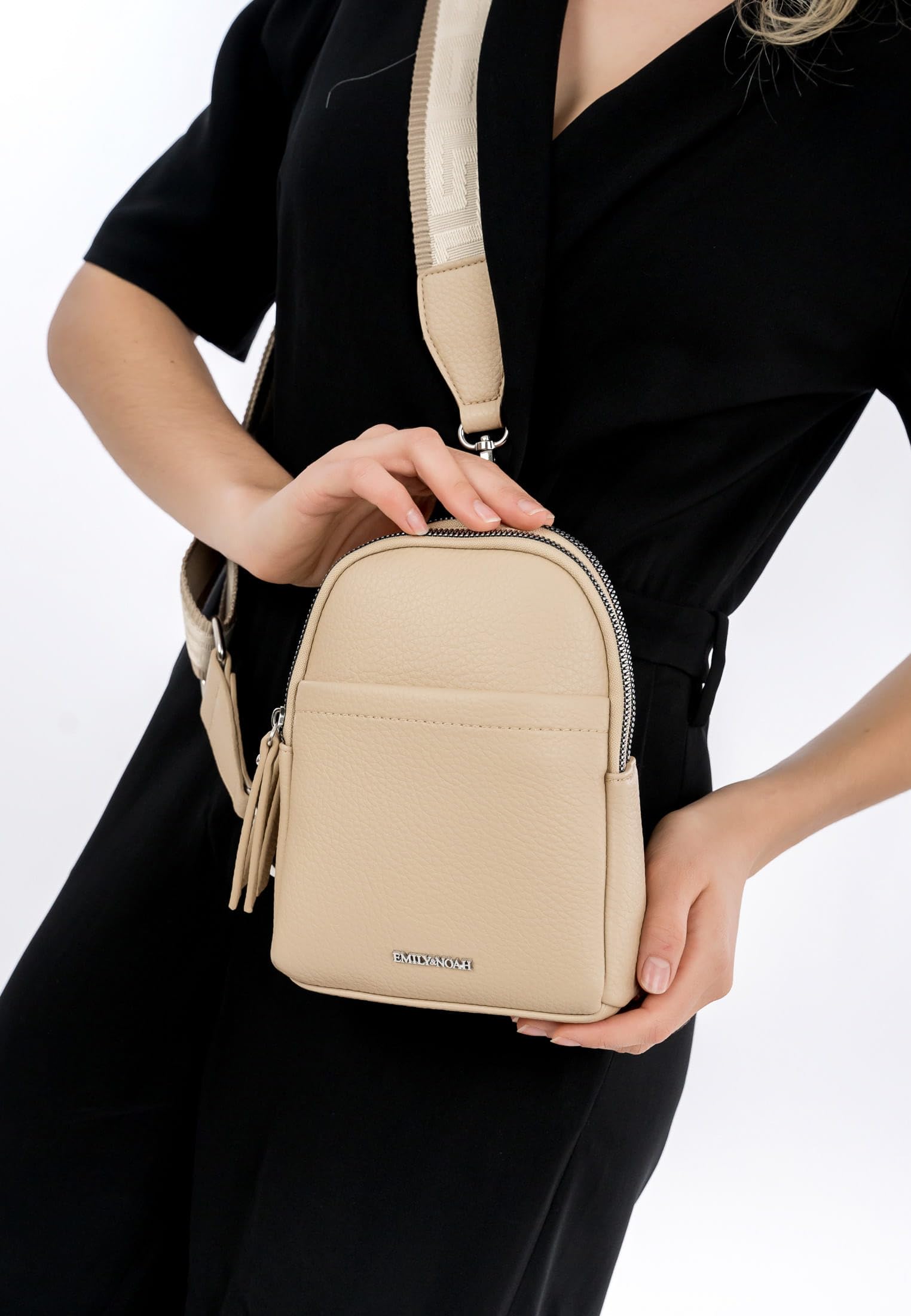 emily-noah-elena-64860-umh-ngetasche-damen-camel image 4