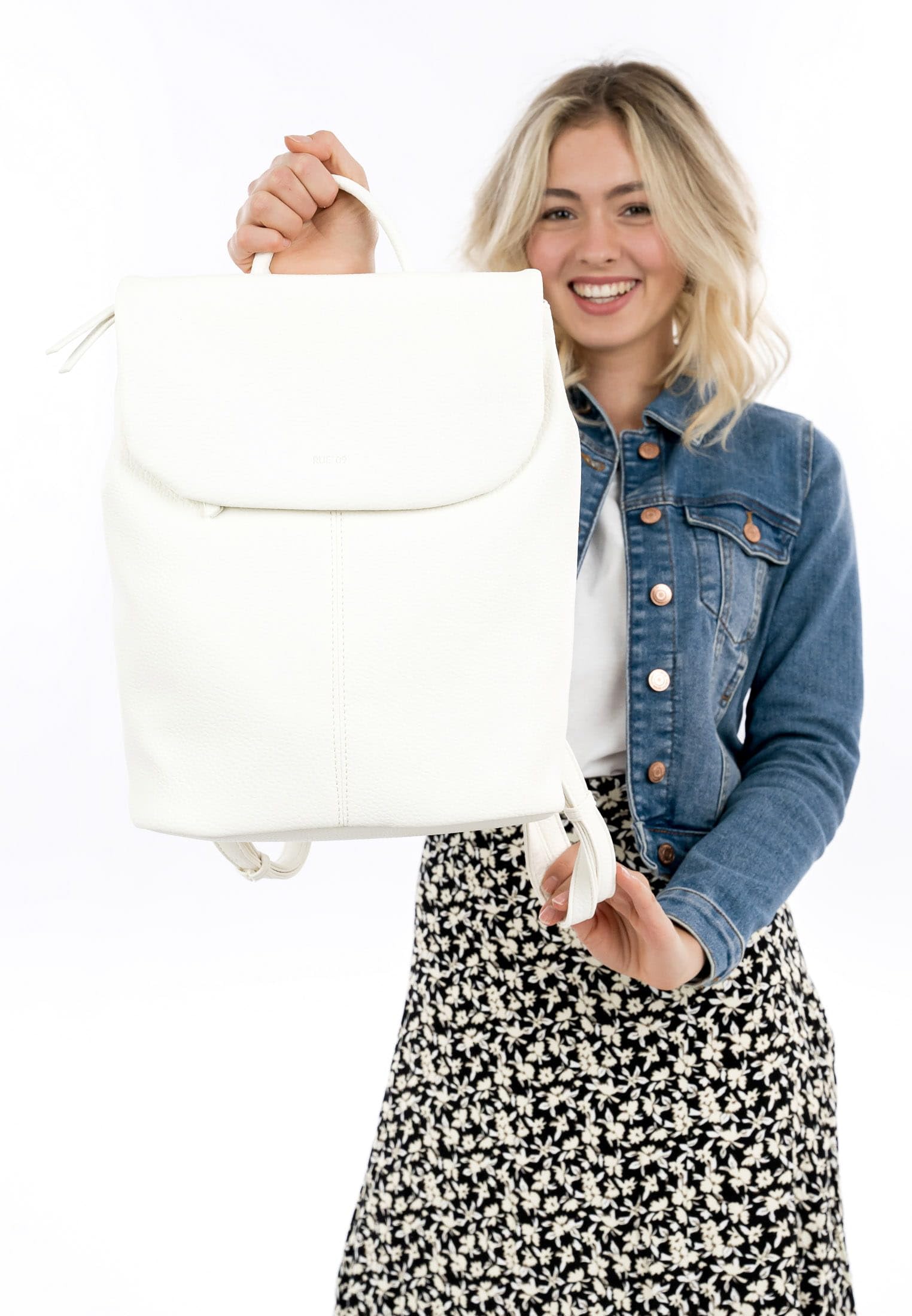 emily-noah-tours-rue-09-1360-rucksack-uni-vegan image 3