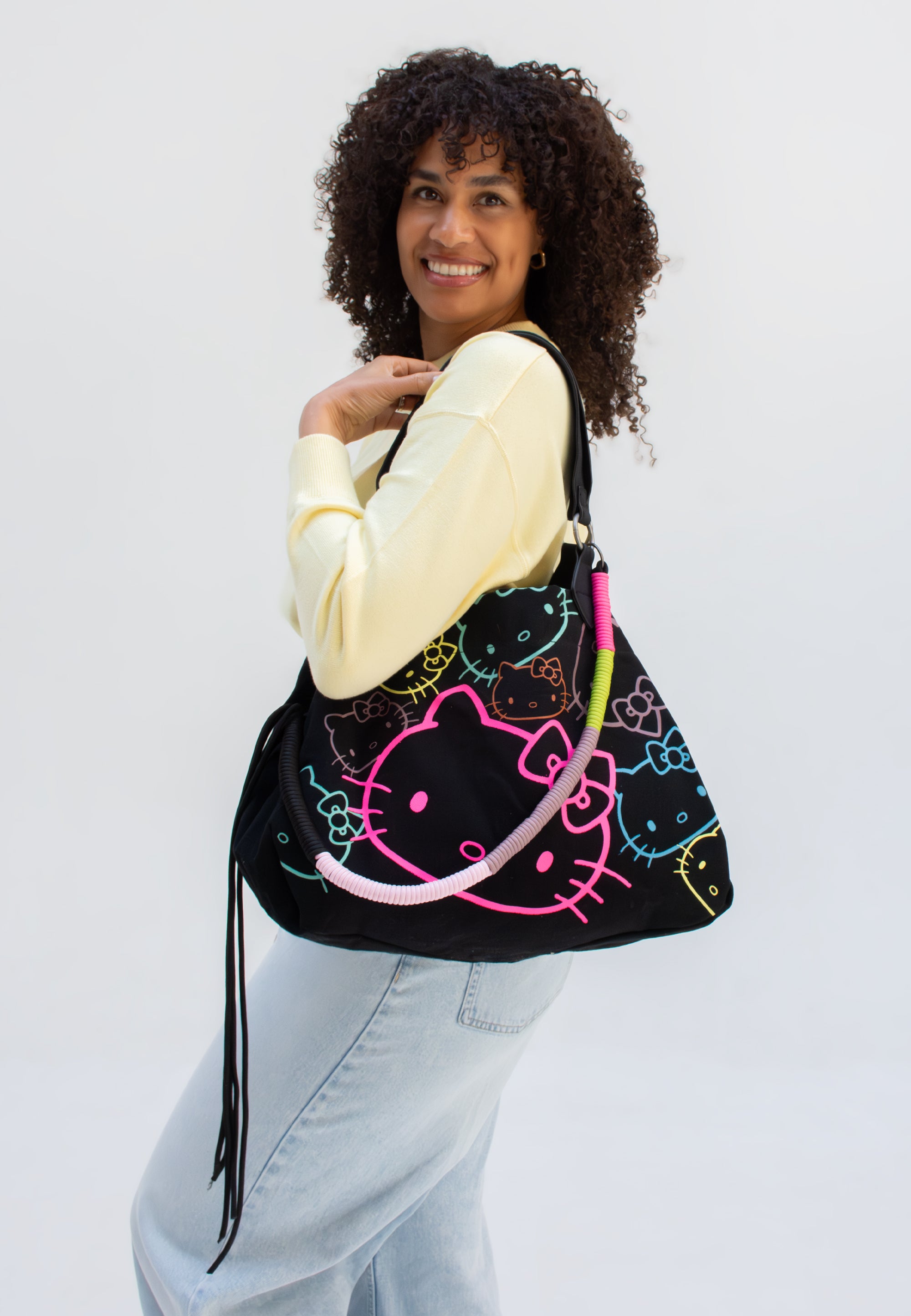 fritzi-aus-preu-en-izzy-medium-limited-outline-black-cat-tasche image 1
